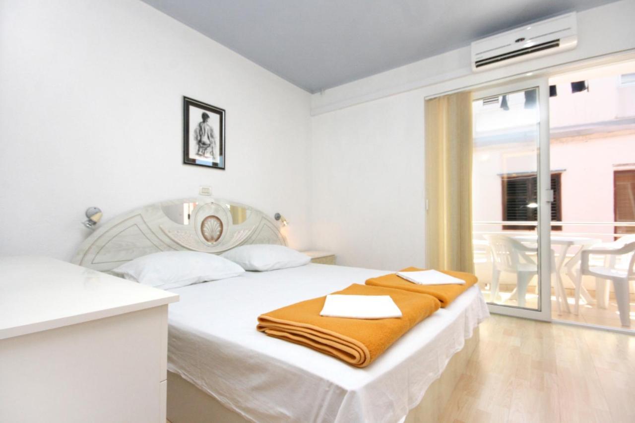 Apartments By The Sea Promajna, Makarska - 2673 Buitenkant foto